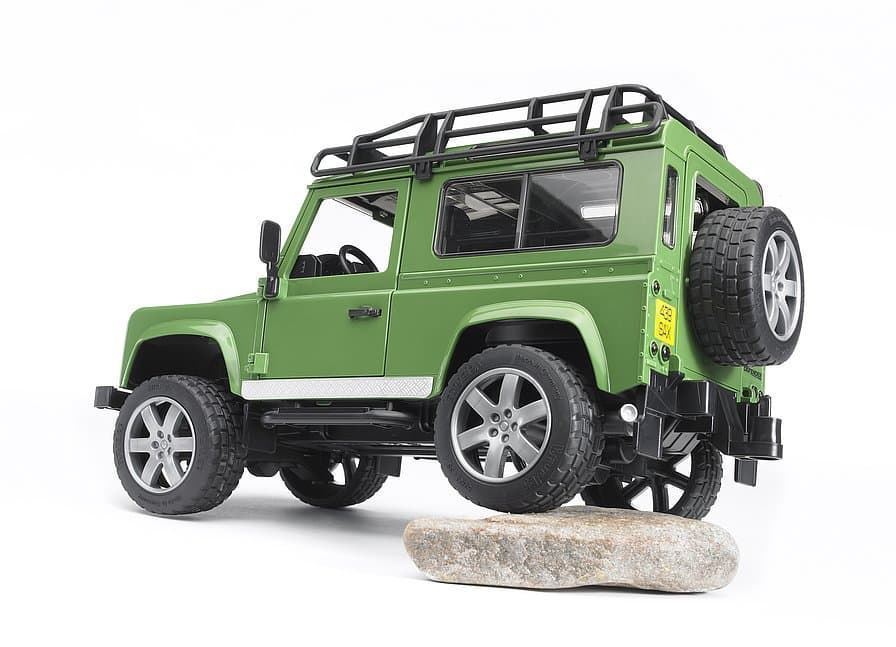 Coche De Juguete LAND ROVER STATION Escala 1:16 BRUDER 02590 - Imagen 5