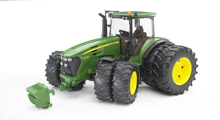 Tractor De Juguete JOHN DEERE 7930 Con Rueda Gemela-Escala 1:16 BRUDER 03052 - Imagen 3